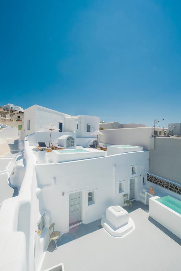 Aqua Serenity Luxury Suites Santorini Foinikiá Exterior photo